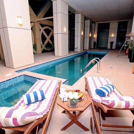 Grand Mercure Hotel Dubaj Zewnętrze zdjęcie