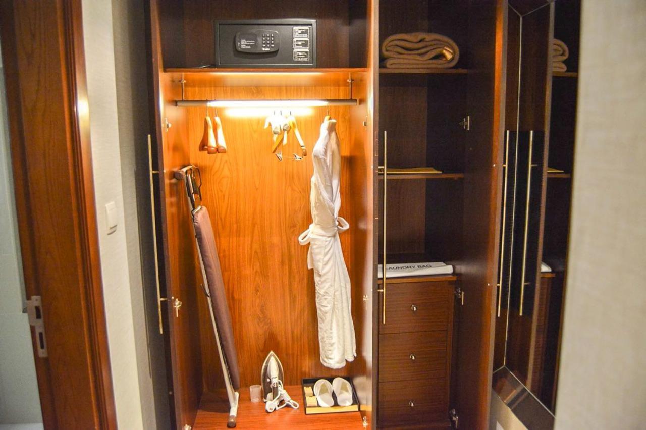 Grand Mercure Hotel Dubaj Zewnętrze zdjęcie