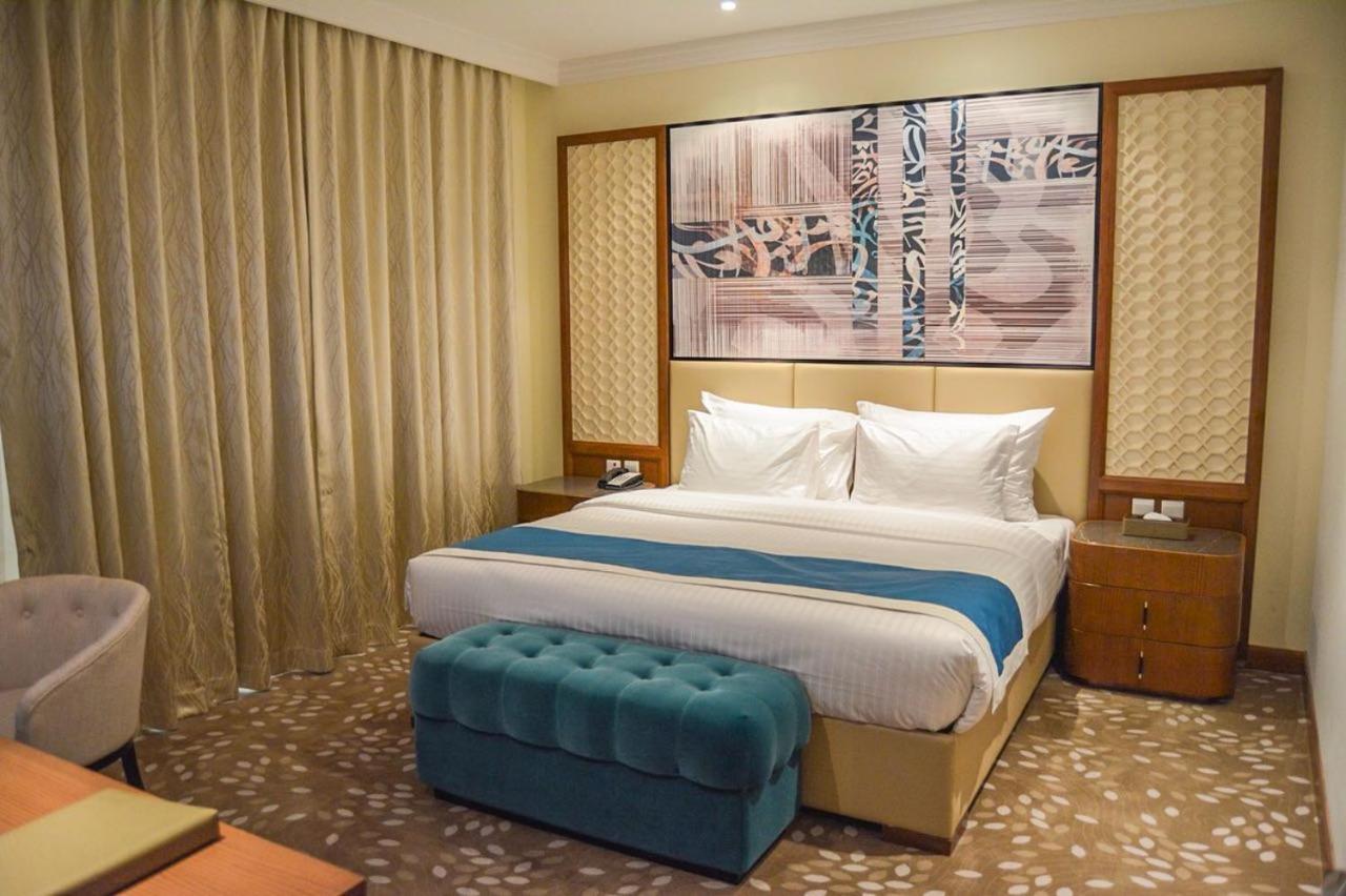 Grand Mercure Hotel Dubaj Zewnętrze zdjęcie